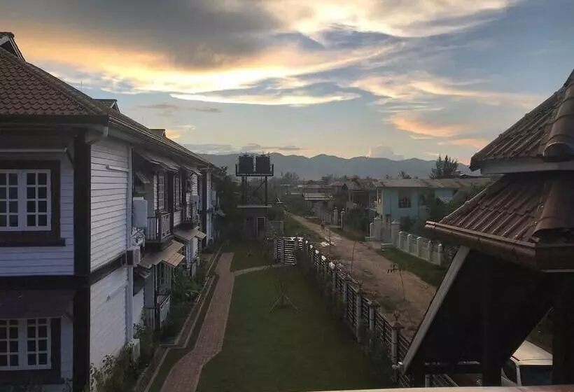 هتل Silver Lake