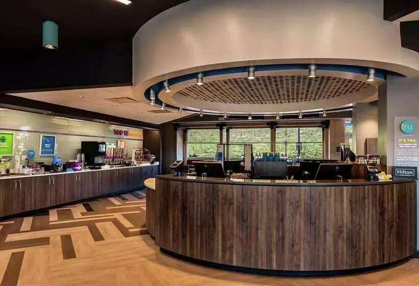 ホテル Tru By Hilton Staunton
