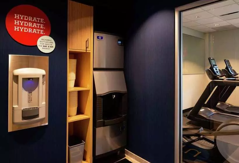 ホテル Tru By Hilton Staunton