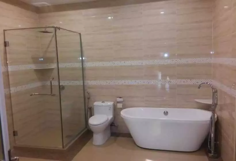 Hotelli Capital O 90653 Maxwell Inn Boutique