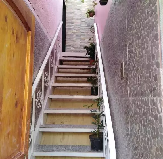 ペンション Jallalla