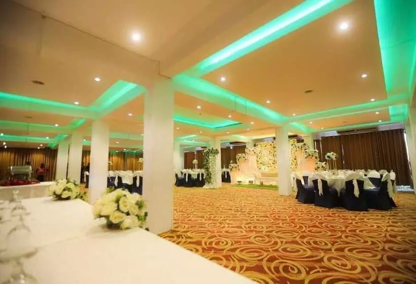 Ramadia Ran Mal Holiday Resort