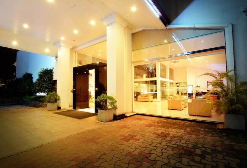 Ramadia Ran Mal Holiday Resort