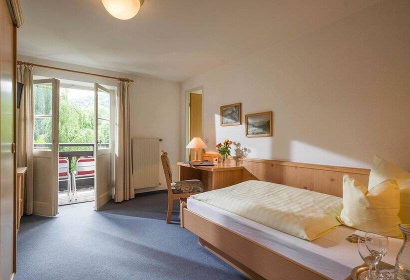 ユースホステル Haus Auerbach