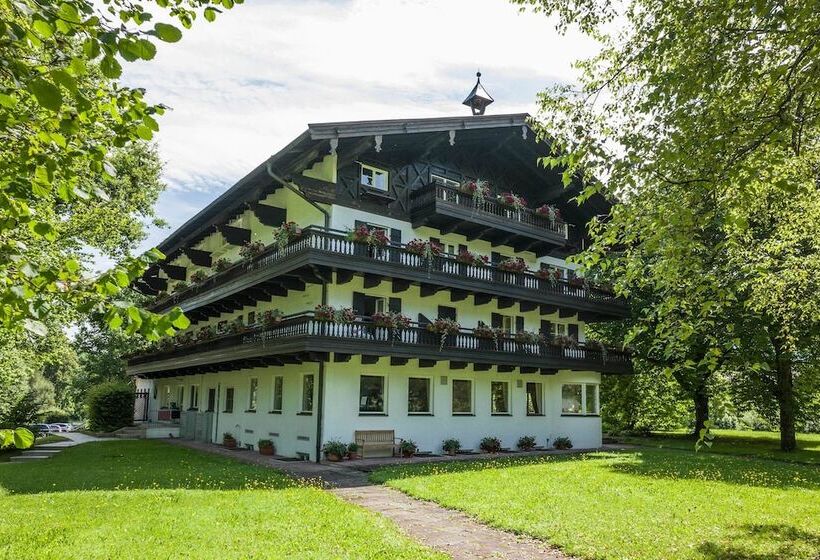 ユースホステル Haus Auerbach