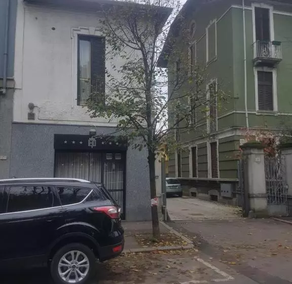 Aamiaismajoitus (B&B) Bed Rho Stazione