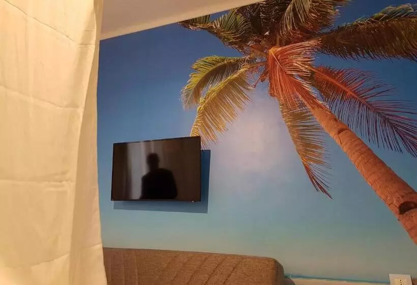 Aamiaismajoitus (B&B) Bed Rho Stazione