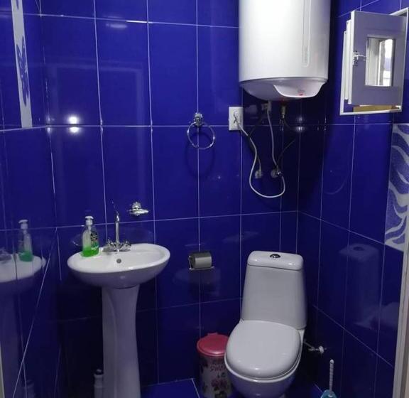 تختخواب و صبحانه Sanmari