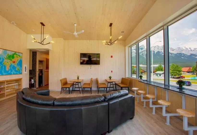 Canmore Downtown Hostel