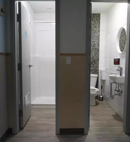 Canmore Downtown Hostel