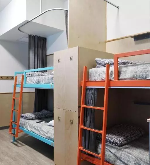 Canmore Downtown Hostel