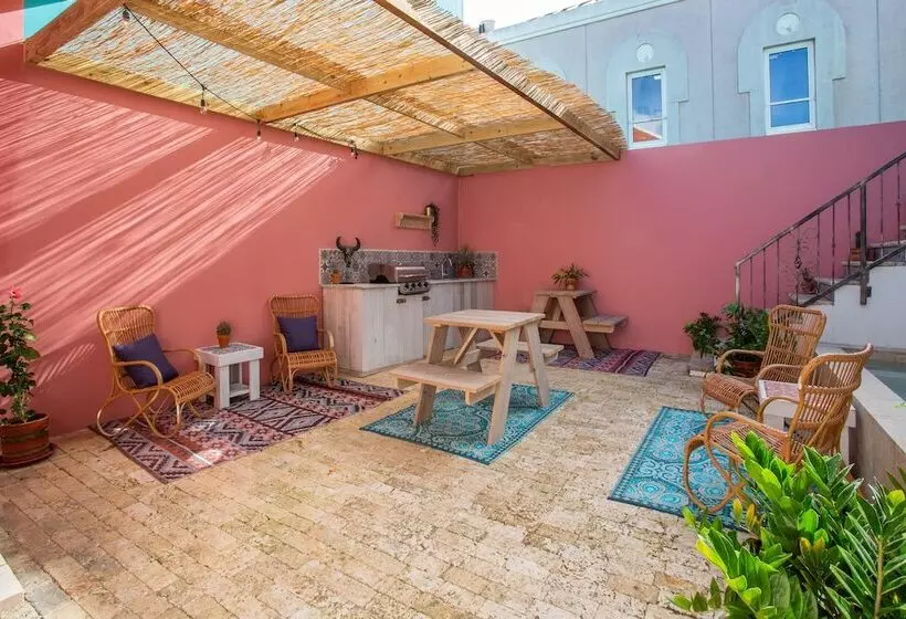 هتل Boho Bohemian Boutique