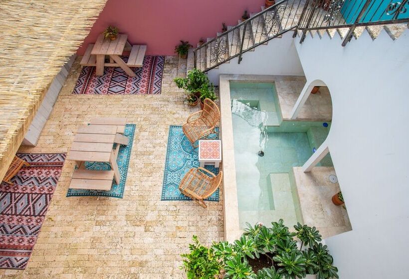 هتل Boho Bohemian Boutique