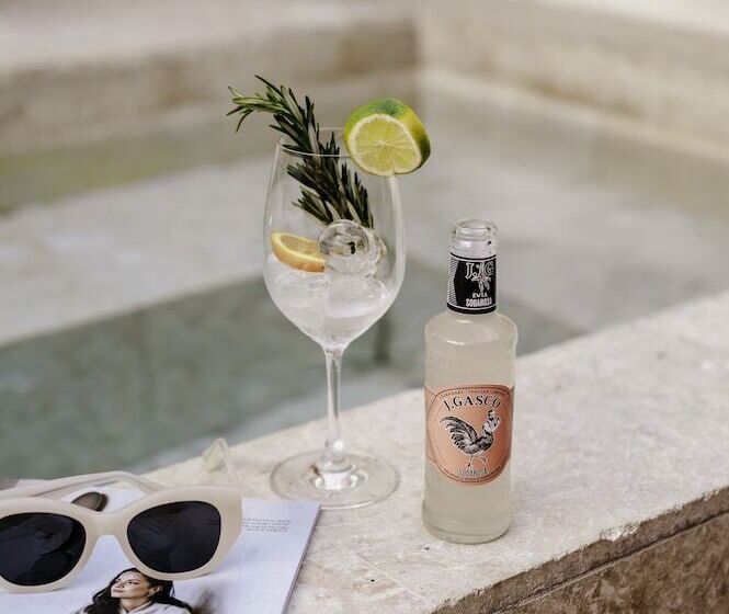 هتل Boho Bohemian Boutique