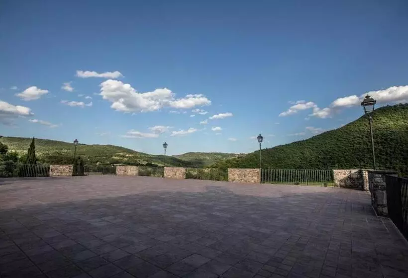 Hotelli Il Colombaio Agriturismo