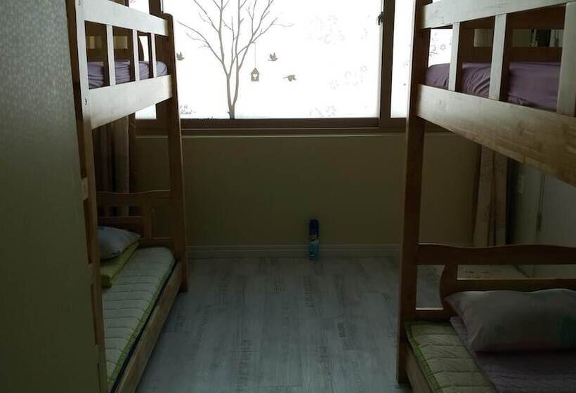 ペンション Kangguan Guesthouse