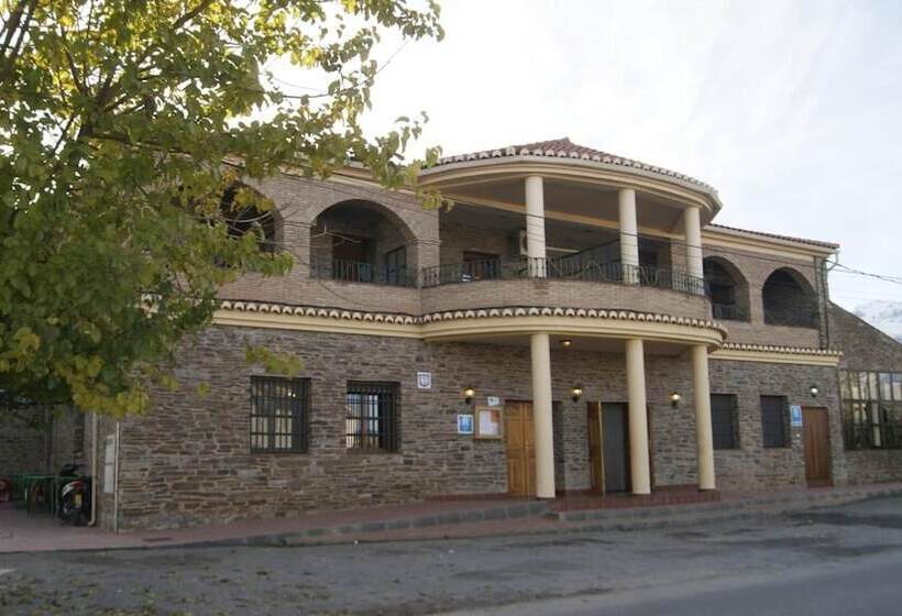 פנסיון Labella Hostal Restaurante