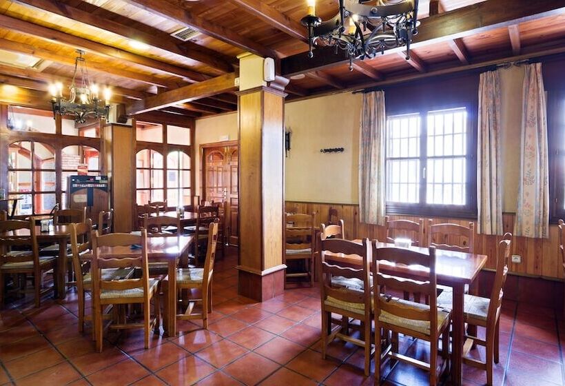 פנסיון Labella Hostal Restaurante