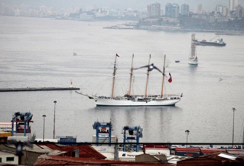 پانسیون Volta Inn Hostel