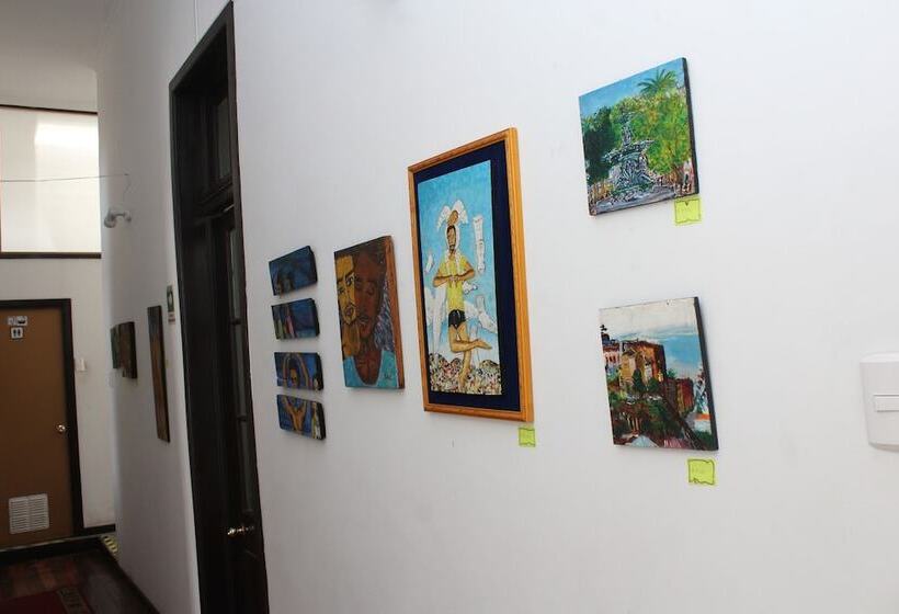 پانسیون Volta Inn Hostel