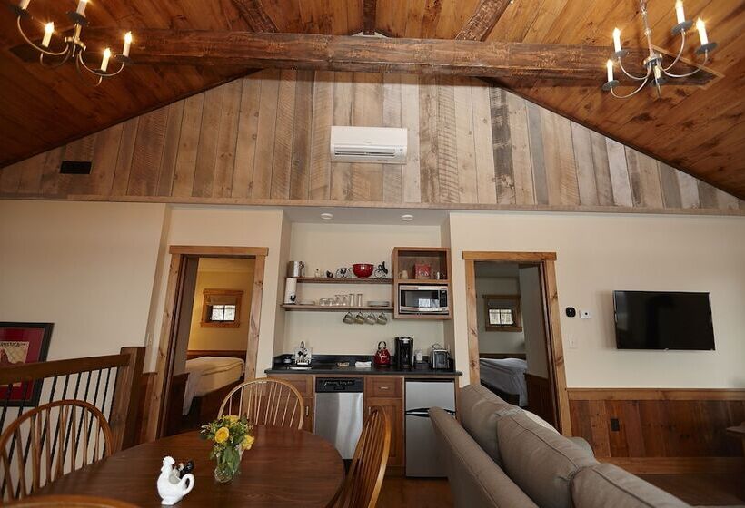 Общежитие Seesaw's Lodge