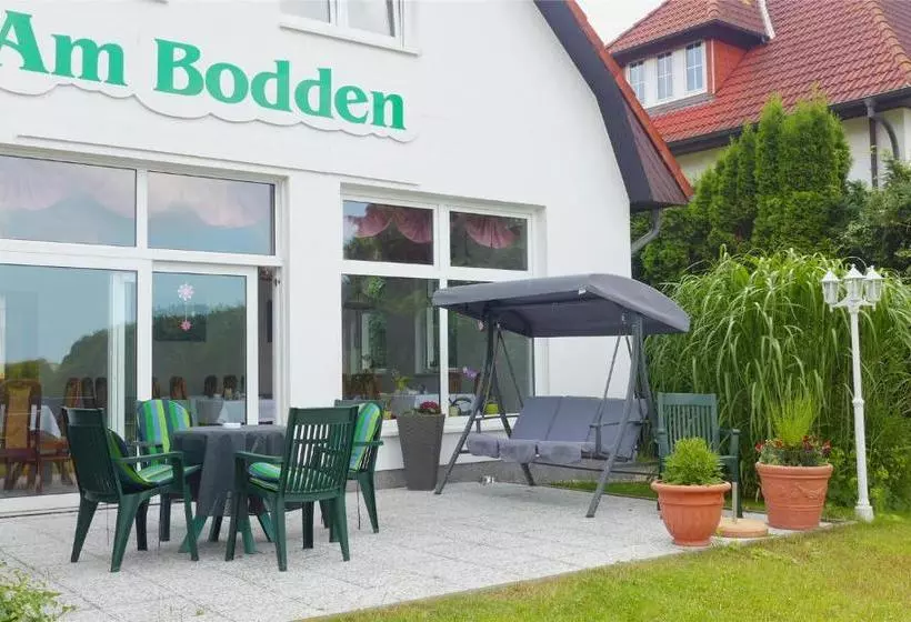Aamiaismajoitus (B&B) Pension Am Bodden