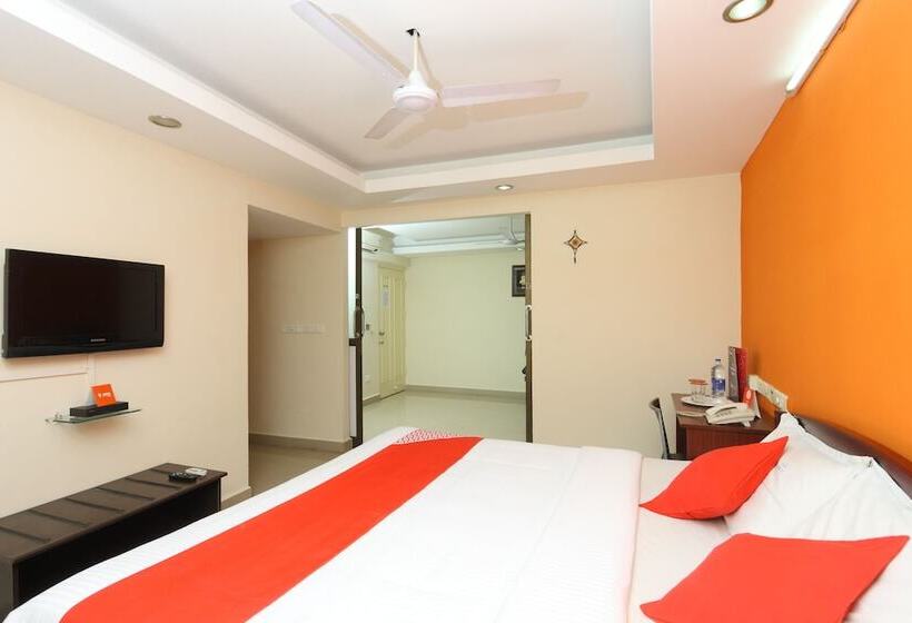 호텔 Oyo 14404 Guindy Chennai Stays