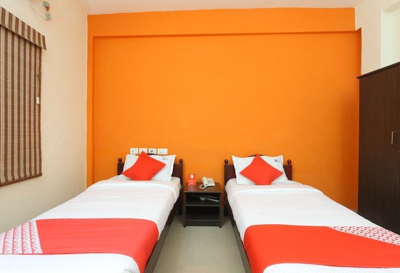 호텔 Oyo 14404 Guindy Chennai Stays