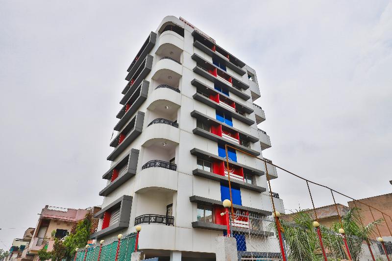 Oyo 16826 Hotel Marvel Inn