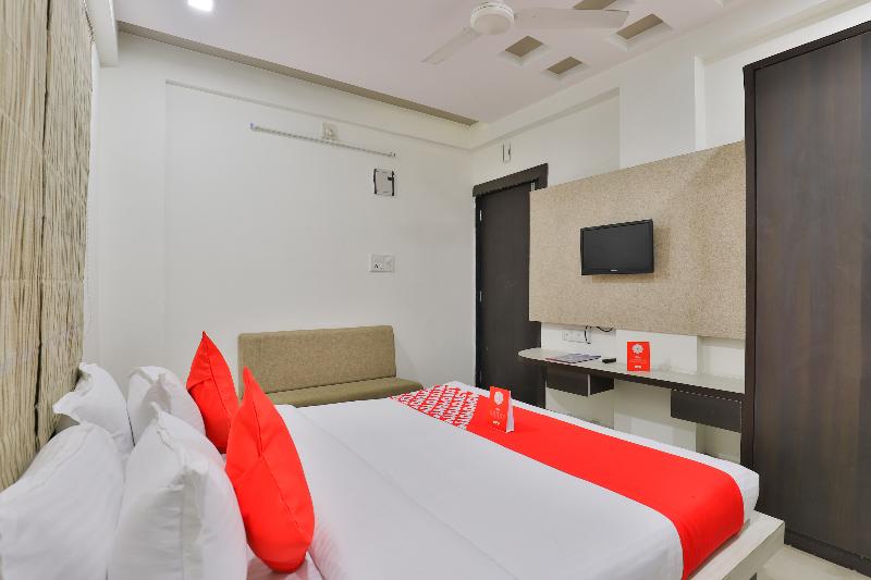 Oyo 16826 Hotel Marvel Inn