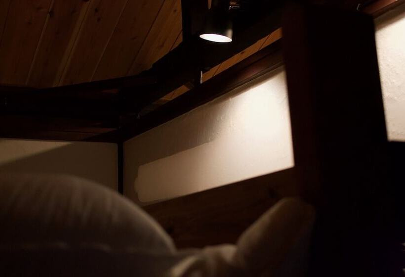 بنسيون Kazenomori Kitchen  Hostel