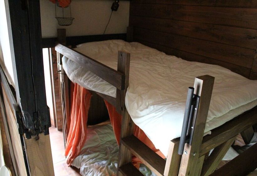 بنسيون Kazenomori Kitchen  Hostel