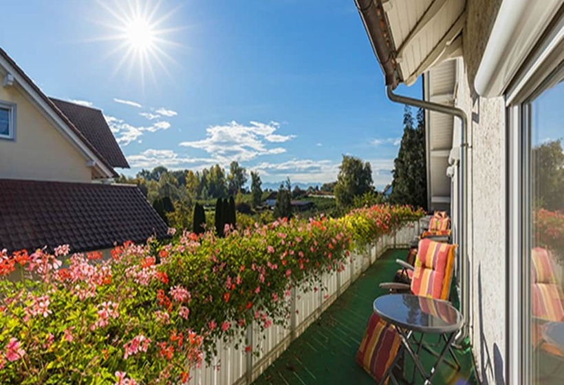 بنسيون Haus Bauer