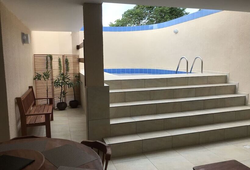 Citys Motel Adults Only