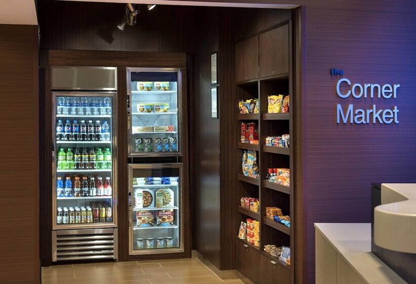 فندق Fairfield Inn & Suites By Marriott Buffalo Amherst/university