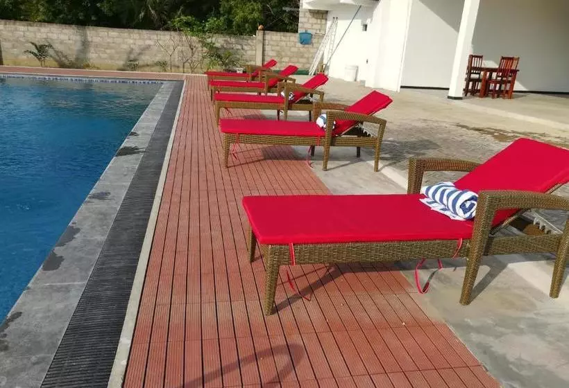 هتل Flamingo Nature Resort