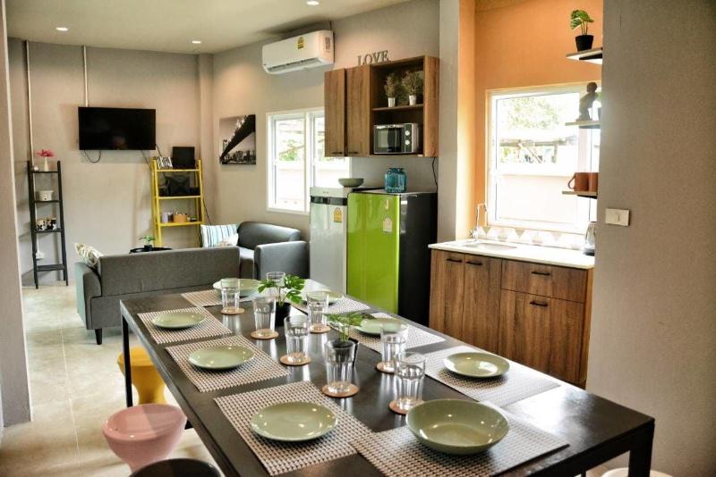 Sleepy Station Hostel