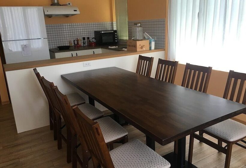 هاستل American Village Resort