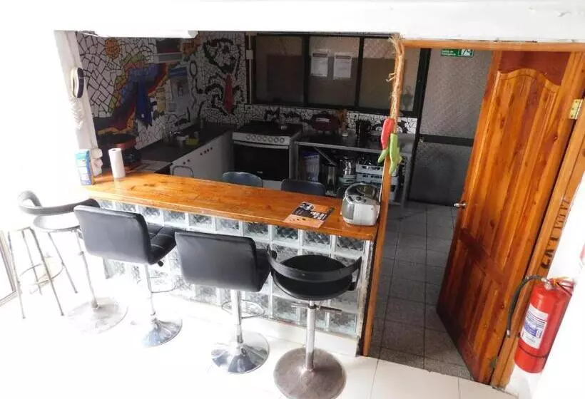 هاستل Hostal Pampaloja