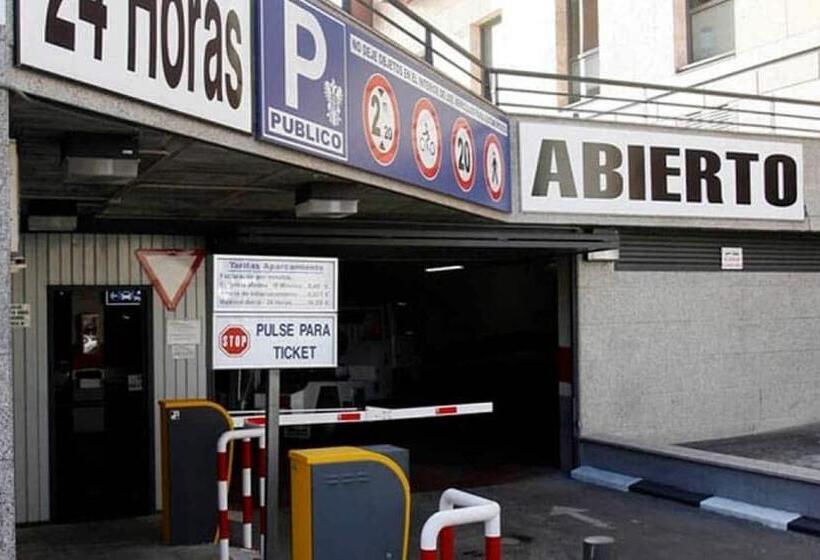 هتل Boutique Adolfo