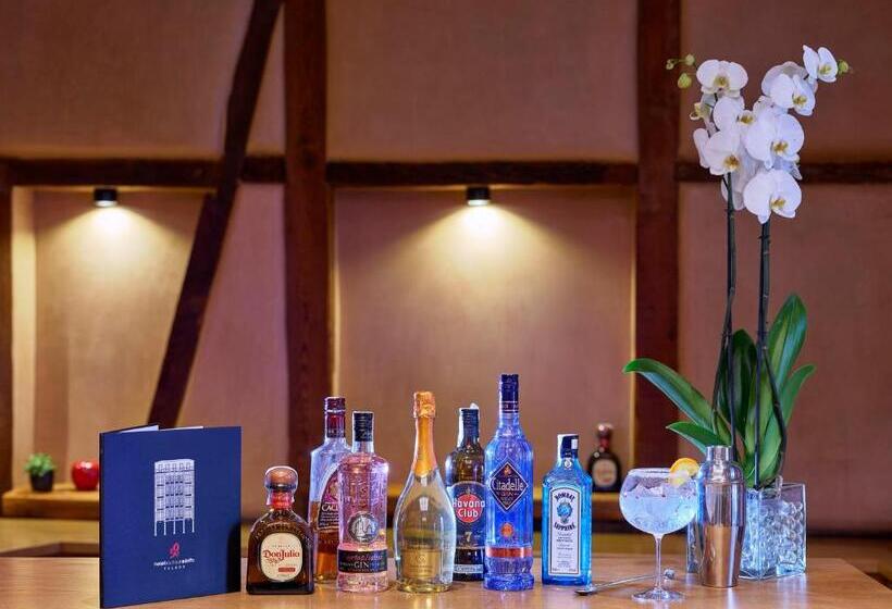 هتل Boutique Adolfo