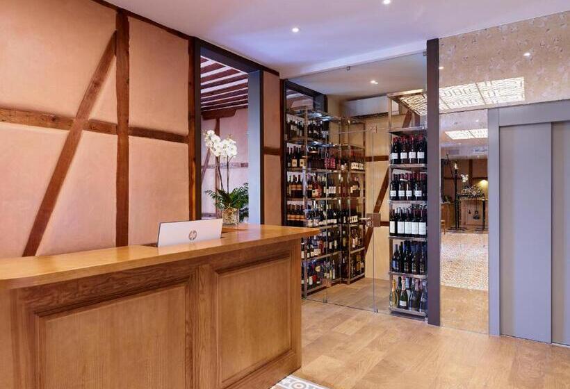 هتل Boutique Adolfo