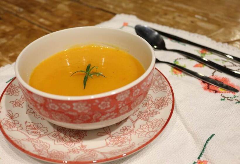 پانسیون Eco Hostel La Esquina Lejana