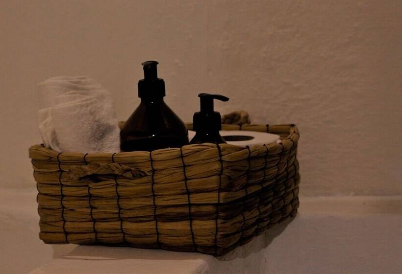 پانسیون Eco Hostel La Esquina Lejana