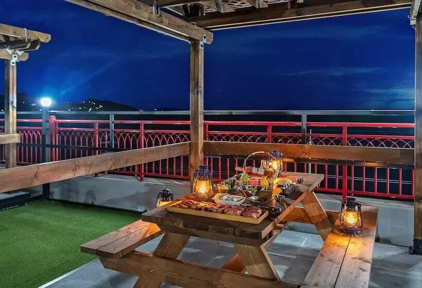 Gold Beach Resort