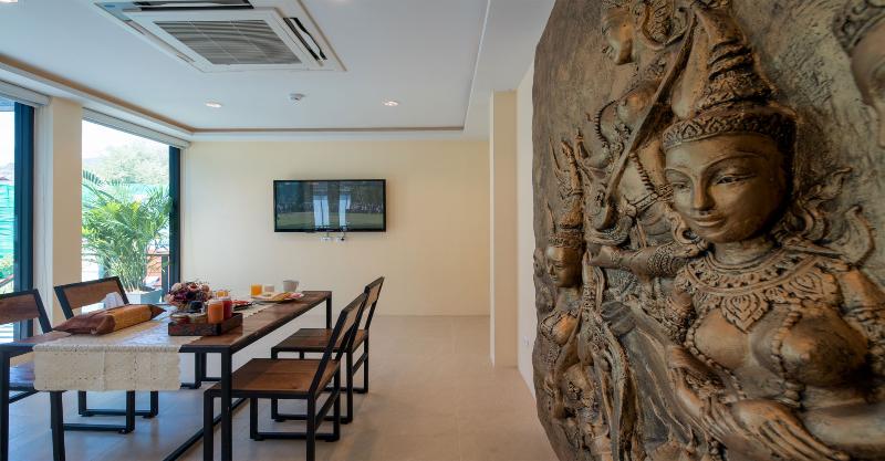 Отель Peace Blue Naiharn Naturist Resort Phuket Sha Extra Plus