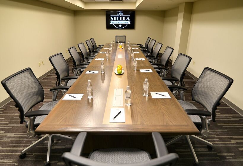 The Stella Hotel & Ballroom