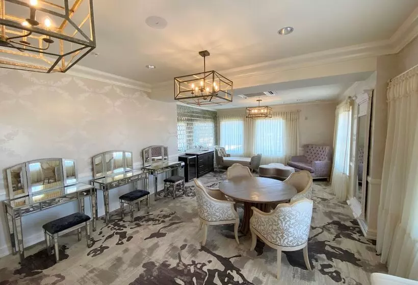 The Stella Hotel & Ballroom