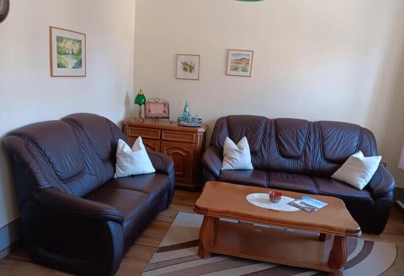 هتل Zum Klötzelmönch