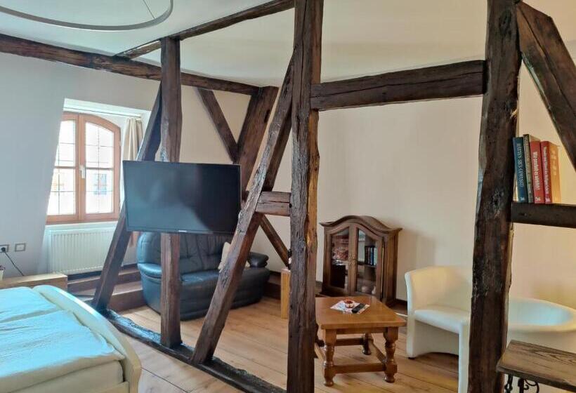 هتل Zum Klötzelmönch